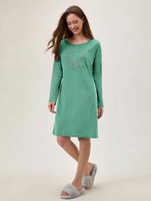 Loomlin Women Cotton Contrast Colour Heart&Lettered Round Neck Printed Long Sleeve Pajama Dress - Green - View 3