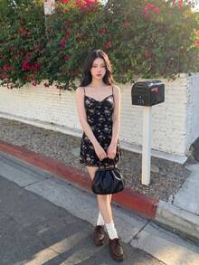 SHEIN MOD Váy lưới in họa tiết hoa Cami cổ xòe màu đen - màu đen - Xem 3