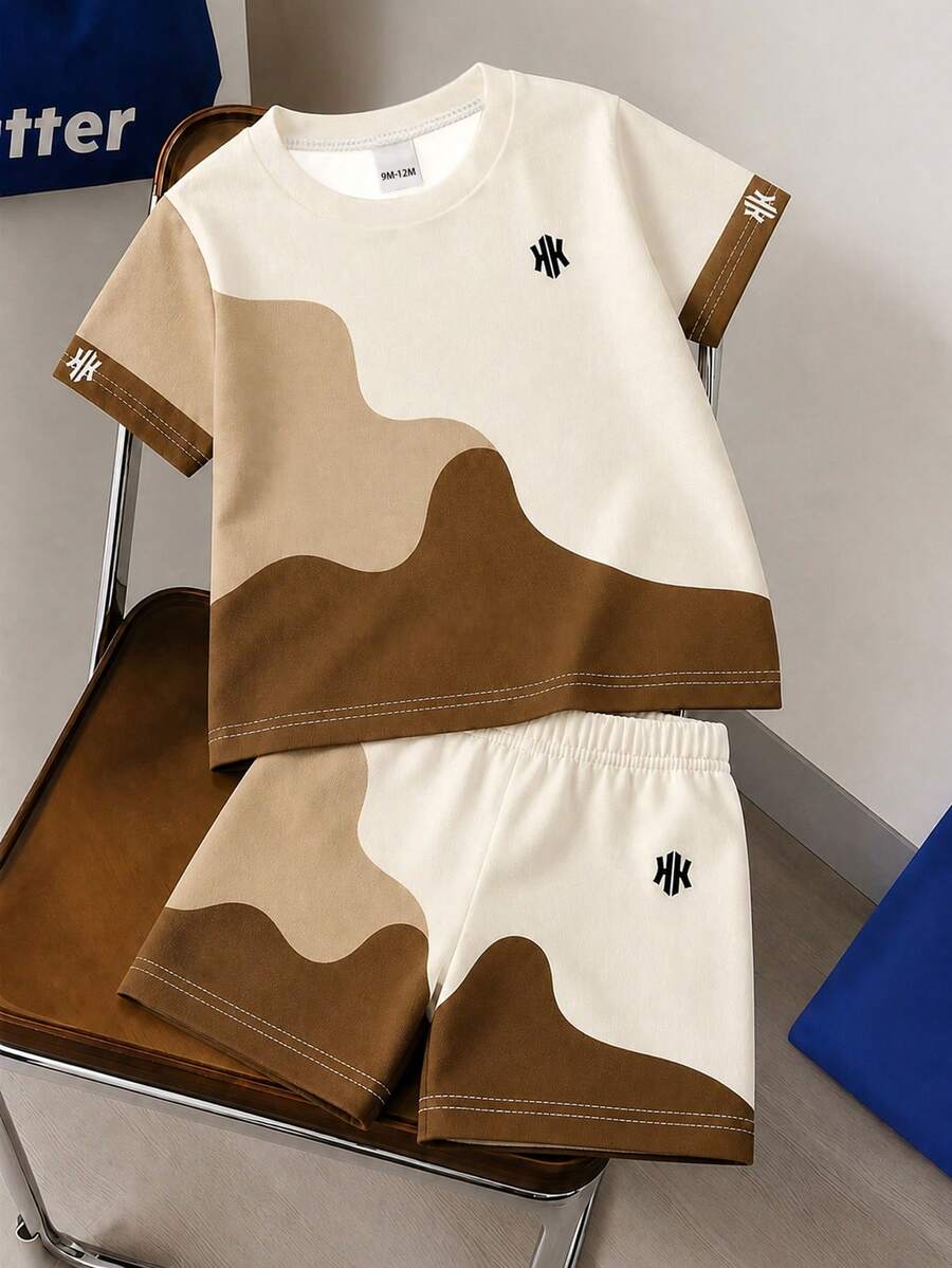 SHEIN 嬰兒幼兒T恤套裝，男嬰6個月-3歲幾何圖案針織圓領短袖T恤與短褲套裝，多色夏季休閒街頭風幼兒服飾，男童夏季套裝，男童服飾，嬰兒休閒套裝，男嬰服飾，兒童針織夏季服飾