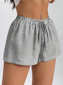 SHEIN PETITE 女款條紋低腰短褲，適合夏季度假海灘 - 黑與白 - 查看 6