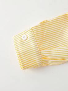 SHEIN 3件套黃色長袖條紋數位印花襯衫、黑色長褲、細肩帶背心，適合春夏戶外穿著 - 黑色 - 查看 3