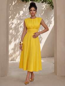 Xyvia Round Neck Ruched Solid Color Waist-Cinching Long Elegant Dress - Yellow - View 5