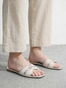 CUCCOO BIZCHIC Women's Fashion Metal Silver Buckle Color Matching Flat Sandals Spring - Metallic silver - View 4