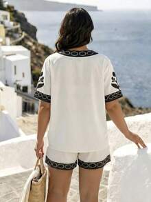 Ceyna Plus Size Women's Summer Set New Style Black & White Floral Print Vacation Outfit (Women's Clothing), V-Neck Loose Top + High Waist Shorts, Casual 2-Piece Set Women's Summer Vacation Wear, Greek Vacation Outfit, Women's Beachwear, Women's Cover-Up Swimwear, Women's Cover-Up Clothing, Women's Zanea Dress - Apricot - View 3