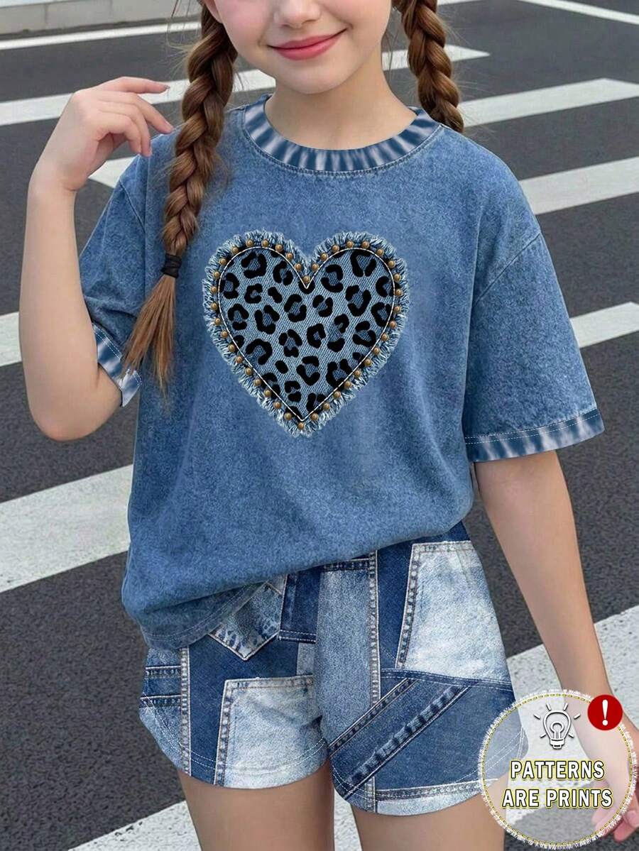 返校季 Y2K 復古豹紋愛心貼布繡印花不對稱運動風女童休閒極簡短袖短褲兩件套,適合夏季音樂祭、BM 風、外出與街頭穿搭 - 彩色 - 查看 1