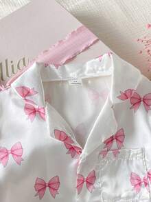 SHEIN 女童粉色蝴蝶結印花翻領前開短袖長褲套裝 防火居家服 - 白色 - 查看 3