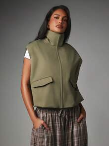 MISSGUIDED Sleeveless Zip-Up Utility Vest Jacket With Spread Collar Patch Pockets Cropped Hip Length Lightweight Outerwear - Green - View 4