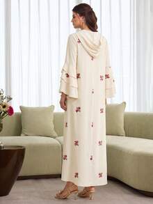 Yasmyna 甜美花卉印花連帽披肩 多層荷葉邊蛋糕袖 優雅端莊大裙擺長袍 - 彩色 - 查看 2