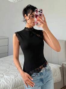 SHEIN EZwear 女款蕾絲拼接修身百搭日常穿搭上衣 - 彩色 - 查看 7
