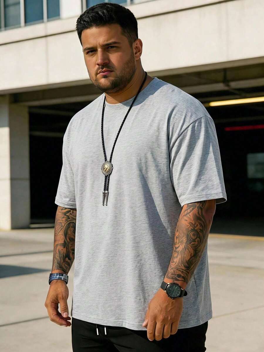 Manfinity Roghcode Plus Size Men's Casual Round Neck Short Sleeve Solid Color T-Shirt, Summer - Light Grey - View 1