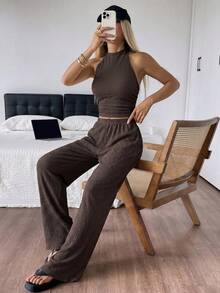 SHEIN EZwear 女款純色百褶掛脖上衣與長褲休閒日常套裝 - 巧克力棕 - 查看 6