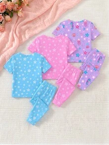【隨機發送1套】女童幼兒春夏睡衣套裝，甜美公主卡通印花，淡紫色與藍色清新配色，針織面料，舒適柔軟高彈性修身款，UV光發光，圓領短袖＋長褲2件套，居家休閒睡衣 - 粉色 - 查看 2