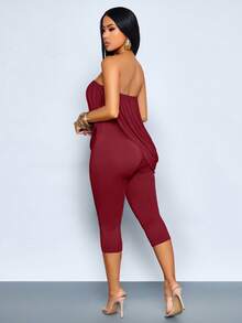 SOLERSUN Mono Capri Ajustado con Hombros Descubiertos, Drapeado y Fruncido para Mujer, Conjunto Casual de Verano 2 en 1 para Salir, Mono Asimétrico con Hombros Descubiertos y Drapeado de Verano Y2K para Mujer, Conjunto de 2 Piezas de Pantalones Capri Ajustados para Club, Fiesta y Vacaciones, Mono de Verano 2025 para Mujer con Hombros Descubiertos, Fruncido, Drapeado y Bajo Asimétrico, Conjunto Casual de Pantalones Capri Ajustados para Salir - Rojo - View 2