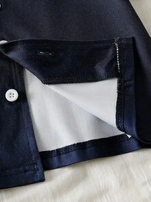 SHEIN 男童時尚休閒日常舒適極簡酷感親膚柔軟阻燃針織面料印花開襟短袖上衣與短褲睡衣套裝，2件式居家服 - 藍色 - 查看 3