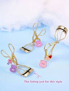 SHEIN X Care Bears 卡通熊飾品睫毛夾，鍍金睫毛夾附可愛壓克力吊飾，便攜式睫毛夾可打造自然持久捲翹，適合日常化妝與旅行使用 - 金色 - 查看 6