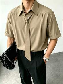 Airaco Kemeja Lengan Pendek Polos Kasual Pria dengan Dasi - Khaki - View 4