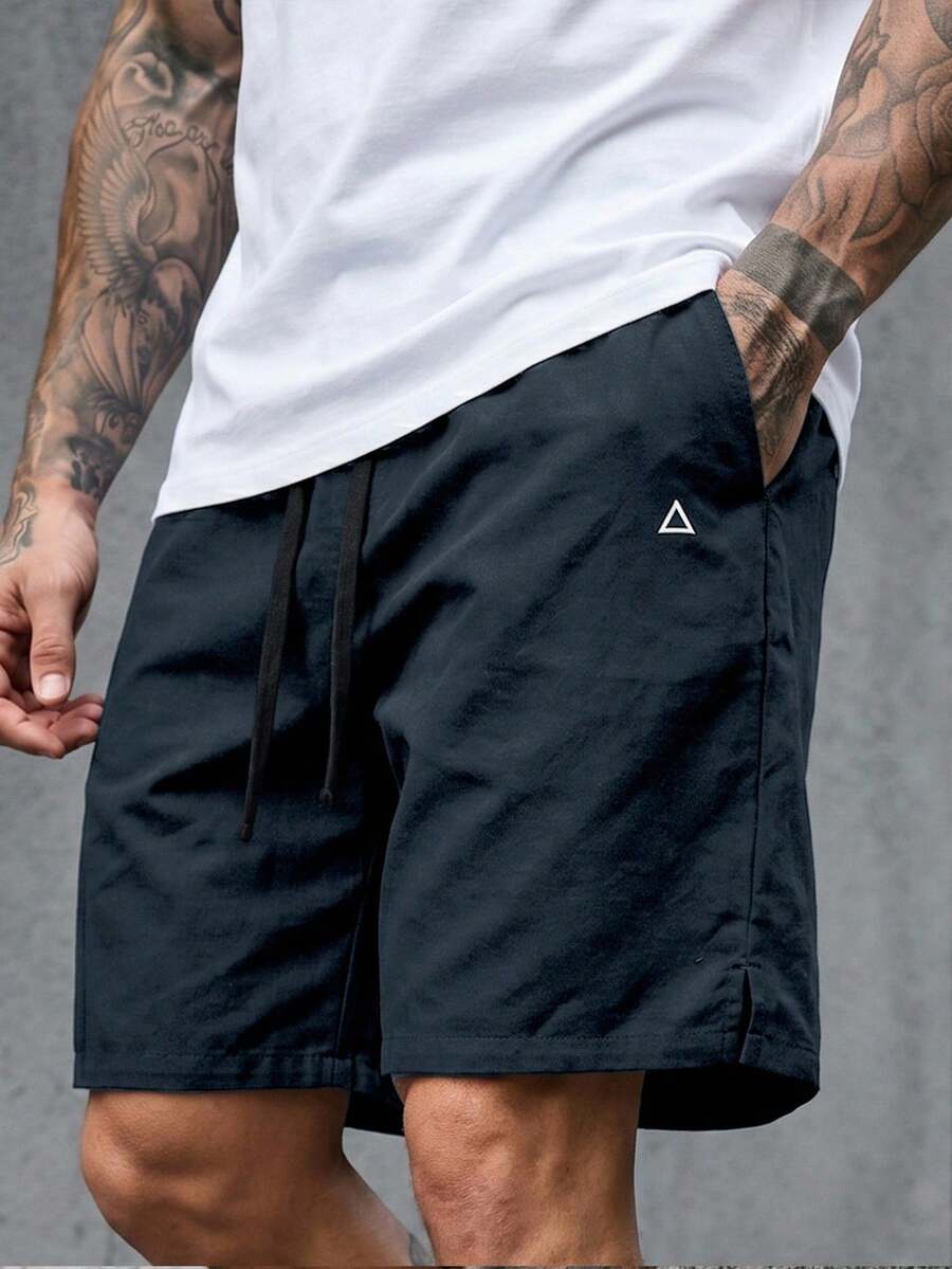 Manfinity CasualCool Men's Geometric Print Drawstring Waist Pocket Shorts - Navy Blue - View 1