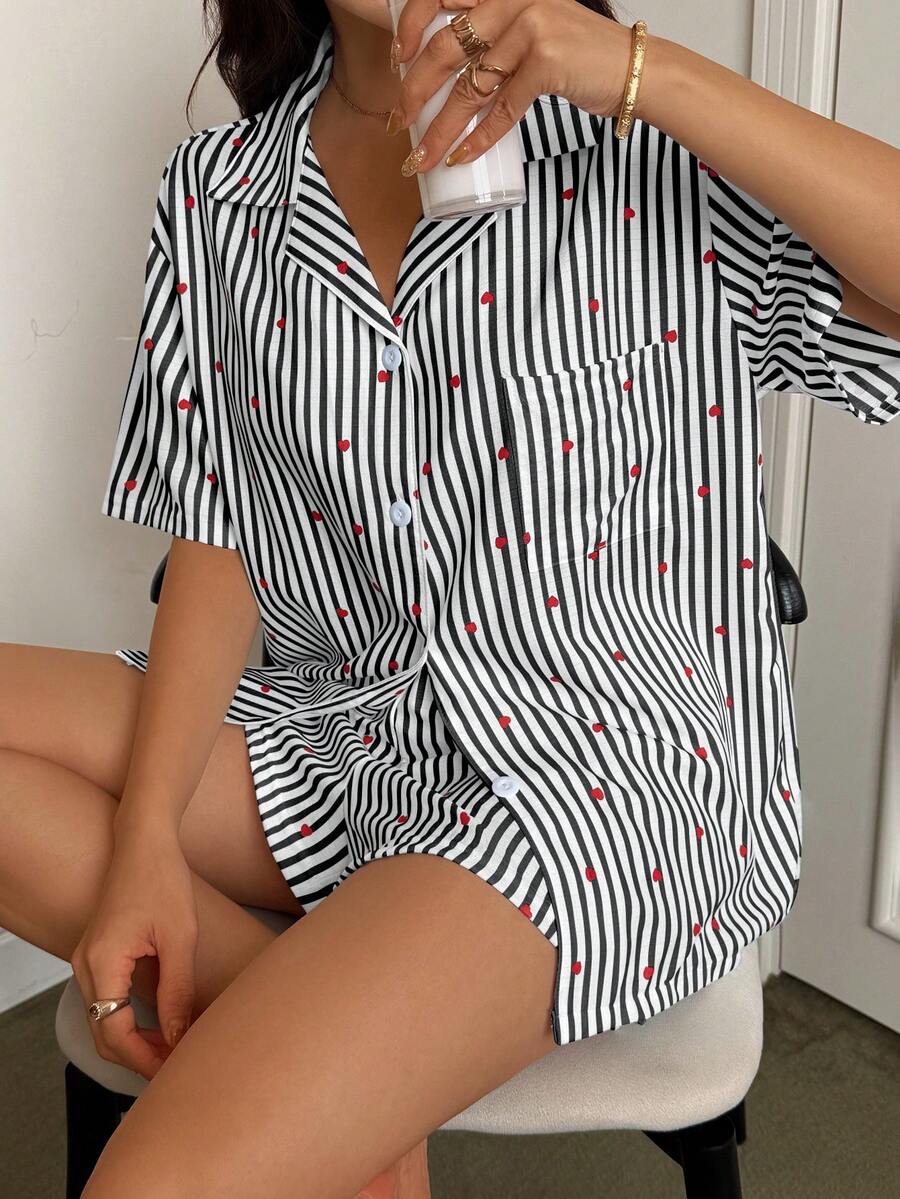 Napfluff 藍色條紋小愛心印花短袖開襟衫與短褲寬鬆女款睡衣套裝 - 黑色 - 查看 1