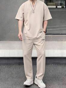 SHEIN 2件組青少年男孩寬鬆對比色圖案印花 Polo 領短袖針織上衣套裝，休閒風 - 卡其色 - 查看 8