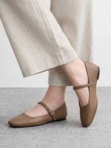 CUCCOO BIZCHIC Ladies Four Seasons Commuter Vacation Casual Small Broken Head Textured Comfortable Soft-Soled Flat Shoes - Brown - View 4