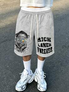 Manfinity EMRG Herren-Jogginghose in meliertem Grau & Weiß mit kontrastierendem Bund und Kordelzug, Vintage Y2K Streetwear-Stil, Schwarz-Weiß-Rapper-Porträt mit verdeckten Augen und Graffiti-Muster + Distressed Dollarzeichen RICH LONER FOREVER Fettdruck, lockere 5-Zoll-Jogginghose für Sommer, Lässig, Urlaub, Musikfestival, Konzert, Club, Party, Fitnessstudio - Verschiedenfarbig - Übersicht 4