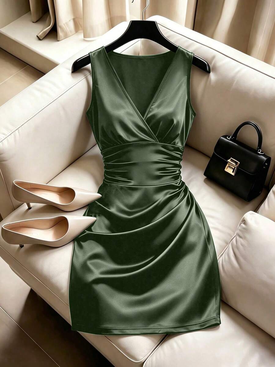 SHEIN Franclia Fashionable High-End Fitted Pleated Sleeveless Sexy Women's Dress, Women's Spring/Summer Dress, Vacation, Outing, Y2K, Spring, Summer, Back To School, Casual, Beach, Business, Versatile, Women's Black Dress - Green - View 1
