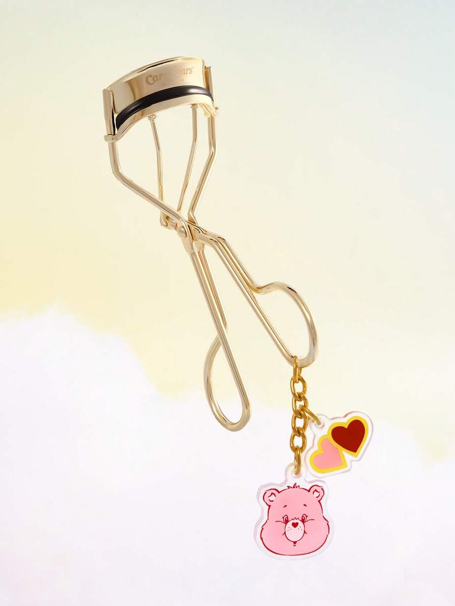 SHEIN X Care Bears 卡通熊飾品睫毛夾,鍍金睫毛夾附可愛壓克力吊飾,便攜式睫毛夾打造自然持久捲翹,適合日常化妝與旅行使用 - 金色 - 查看 1