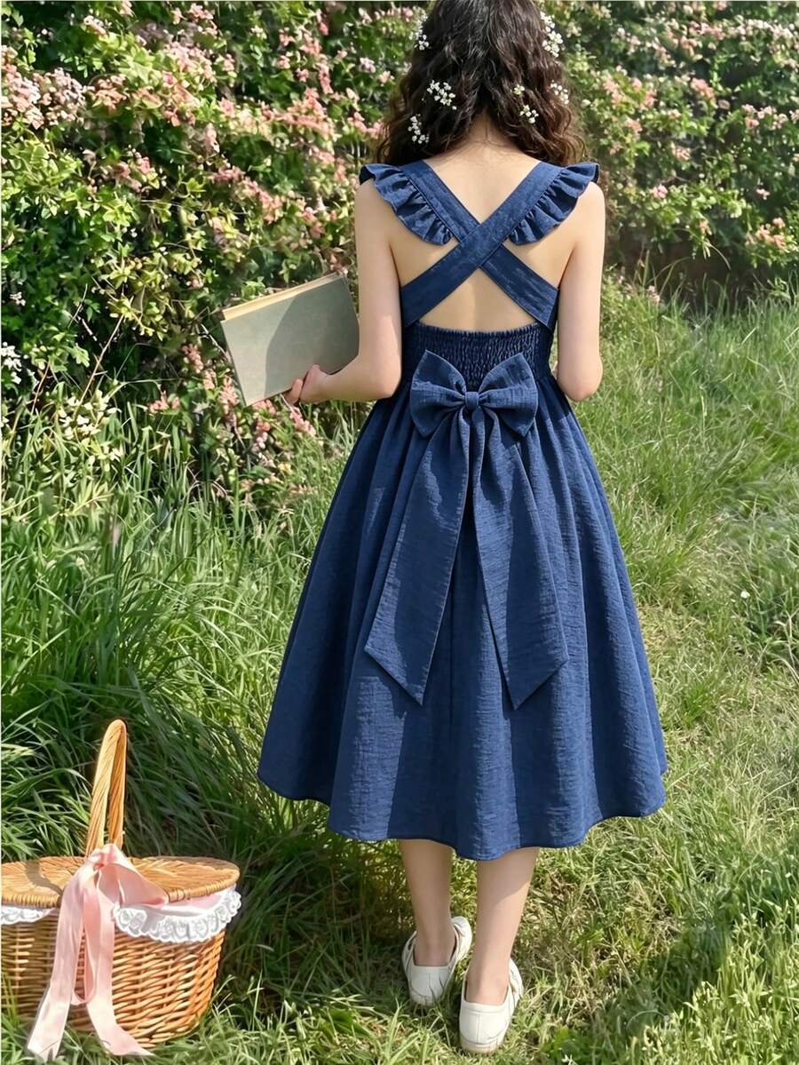 SHEIN 少女女童洋裝，休閒優雅學院風，紋理布料綠色洋裝，荷葉袖，百褶裙擺，收腰設計，A字版型，蝴蝶結後背交叉肩帶，適合外出、度假、上學，春夏季