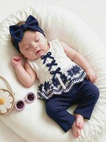 SHEIN Playful Pals 新生女嬰無袖圓領前扣蝴蝶結下擺定位刺繡鬆緊腰直筒褲套裝 夏季 - 藏蓝色 - 查看 1