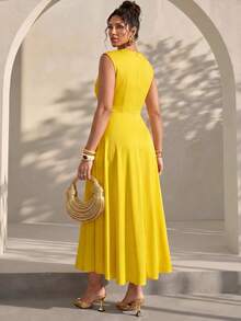 Xyvia Round Neck Ruched Solid Color Waist-Cinching Long Elegant Dress - Yellow - View 2
