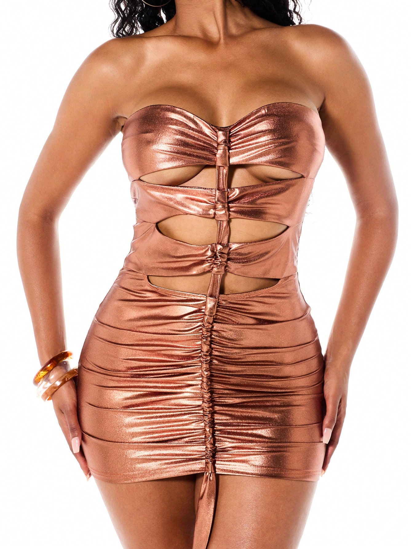Neckline