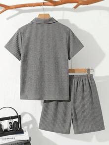 SHEIN 兒童青少年男孩休閒寬鬆純色 Polo 短袖 T 恤與短褲 2 件套，適合通勤、上學、日常休閒外出，灰色 - 彩色 - 查看 3