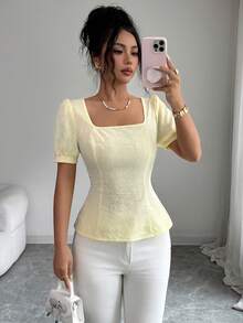 Elenzga Blusa de mujer elegante y de moda para el verano, cuello cuadrado amarillo, diseño de mangas abullonadas, decorada con patrón de jacquard floral vintage francés, dulce y encantadora, cintura esbelta, detalle de lazo hueco en la espalda. Adecuada para uso diario, ir al trabajo, vacaciones, citas - Amarillo - Ver 6