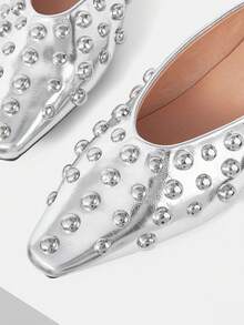 Mnmlis Zapatos de moda para mujer con punta cuadrada pequeña, remaches y diseño calado - Plateado - Ver 7