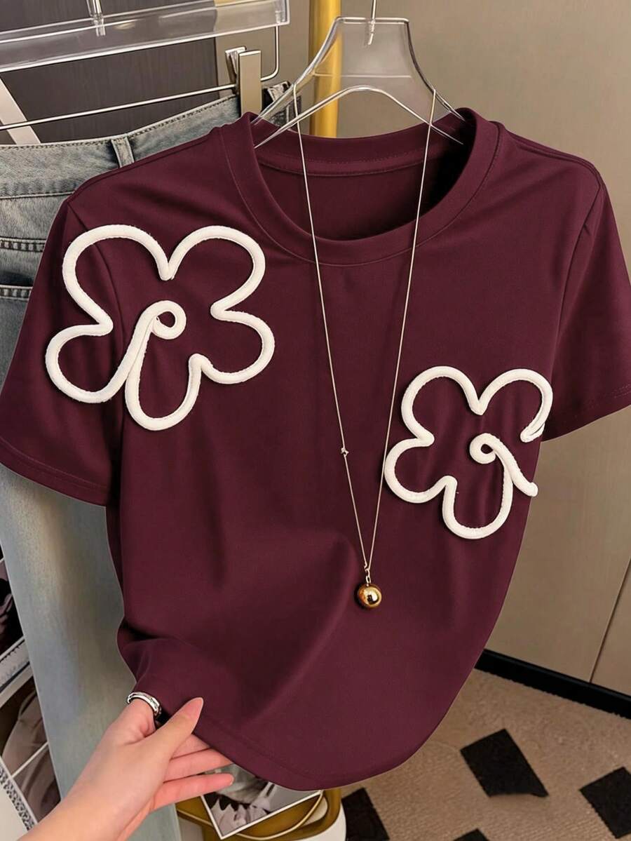 Resyla Women's Summer Casual 3D Floral Decor T-Shirt - Burgundy - View 1