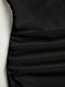 SHEIN 青少年女孩網紗抓皺雙層彈性修身洋裝，休閒優雅不對稱領口、抓皺腰線、長版針織純色洋裝，適合萬聖節派對、開學穿搭、派對與街頭穿著 - 黑色 - 查看 5