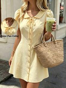 SHEIN PariChic 女款夏季奶油黃彼得潘領綁帶泡泡袖珍珠鈕扣收腰短洋裝，A字迷你洋裝，袖口收口泡泡袖，領口綁帶蝴蝶結，休閒百搭迷你洋裝 - 黃色 - 查看 8