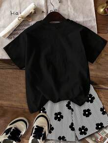 Tween Girl Casual Minimalist American Vintage Black And White Colorblock, Vacation Style, Short Sleeve Shorts 2 Pieces Set, Cozy Spring Holiday - Multicolor - View 3