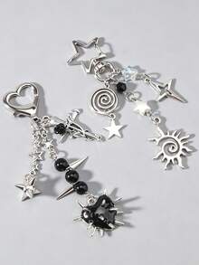 ROMWE Goth 2 Piezas/Set Llaveros de Pareja Góticos con Remaches, Cuentas, Vórtices, Sol, Estrellas, Cruces, Corazones de Espinas Oscuras, Decoración para Bolsos - Negro A - Ver 2