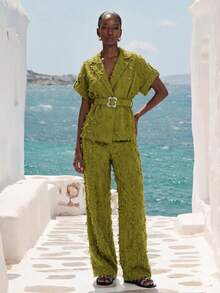 Aveloria Modichic Summer/Autumn Premium Olive Green Runway Style 3D Tassel Cut Fabric Set, Mature Minimalist Style, Loose Fit Blazer With Dropped Shoulders, Lapel Short Sleeve Top, Cinched Waist With Metal Buckle Belt Design, Loose Straight Leg Pants, Versatile For Commute, Daily Wear, Office, Vacation - Army Green - View 2