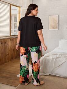 Serenescape Casual Vacation Style Plus Size Pajama Set, Classic Black Round Neck T-Shirt With Tropical Floral Wide Leg Pants - Multicolor - View 2