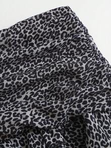 Elamini Women's Elegant Leopard Print Ruffle Hem Vacation Style Mini Skirt - Black - View 6