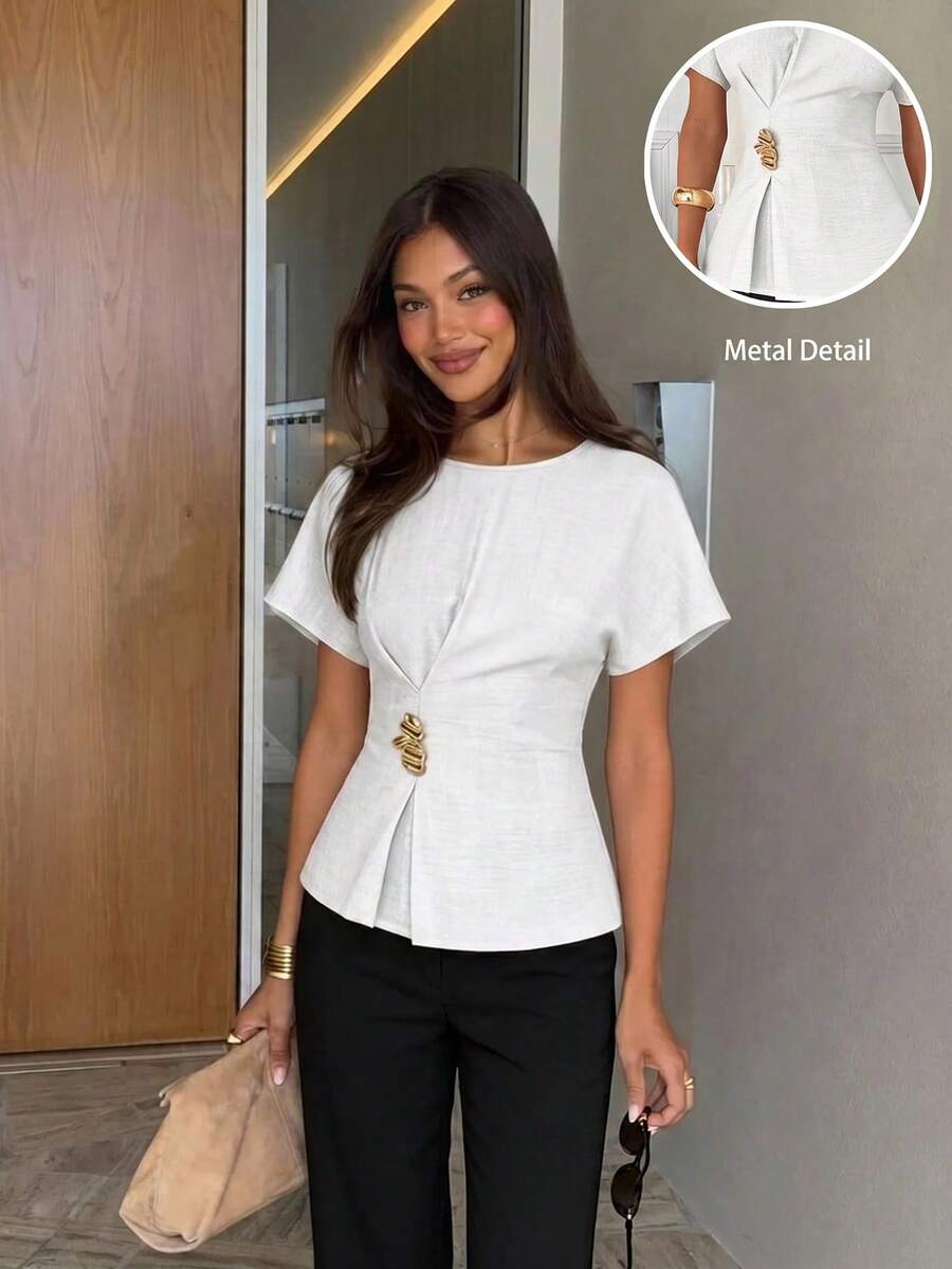 Siren Gaze 女款夏季休閒金屬裝飾收腰襯衫 - 白色 - 查看 1