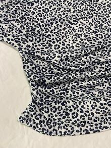 IslaSuriya Summer Fashion Leopard Print Ruched T-Shirt - Black and White - View 4