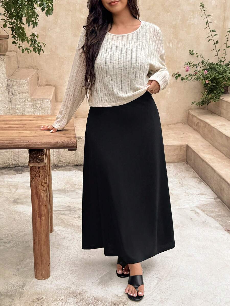 SHEIN Frenchy 大尺碼女款純色圓領長袖T恤與無袖洋裝休閒兩件套