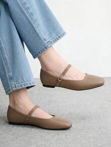 CUCCOO BIZCHIC Ladies Four Seasons Commuter Vacation Casual Small Broken Head Textured Comfortable Soft-Soled Flat Shoes - Brown - View 3