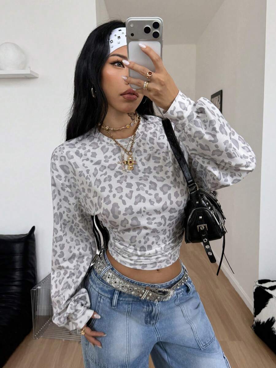 Coolane Women's Fall Streetwear Casual Vintage Going Out Daily Wear Graphic Leopard Print Round Neck Long Sleeve Ruched Cropped Sweatshirt - Light Grey - View 1