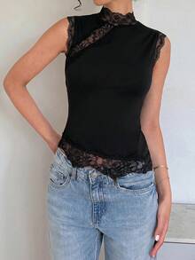 SHEIN EZwear 女款蕾絲拼接修身百搭日常穿搭上衣 - 彩色 - 查看 8