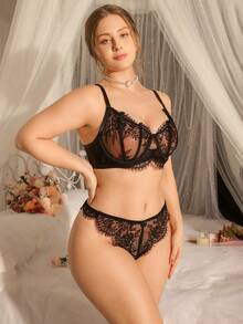DelicateAllure طقم ملابس داخلية نسائية مقاس كبير بأسلوب فرنسي رومانسي، 2 قطعة، حمالة صدر بالكونيت بدعم سلكي ورفع الصدر، مريحة، بتصميم دانتيل مرقع وشفاف - الأسود - مشاهدة 3