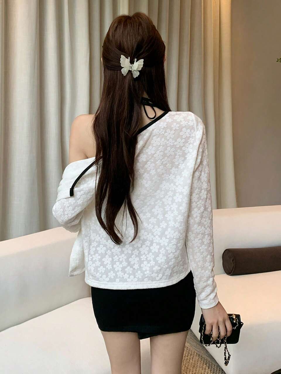 Women's 2-Piece Set: White Floral Jacquard Halter Neck Bow Tie Slim Fit Cardigan And T-Shirt For Summer Wedding And Party Cute Top